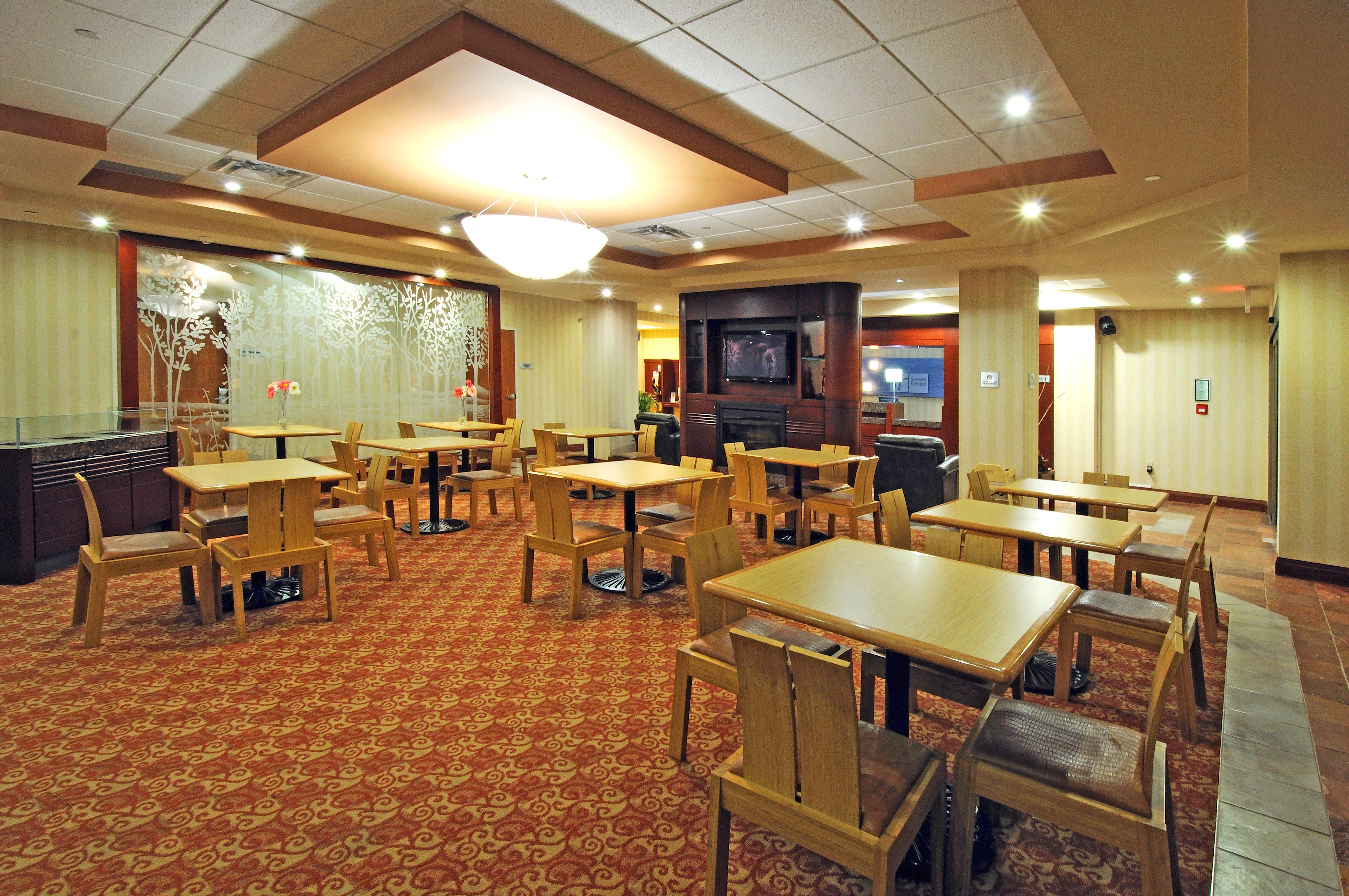 Holiday Inn Express Brampton By Ihg Esterno foto